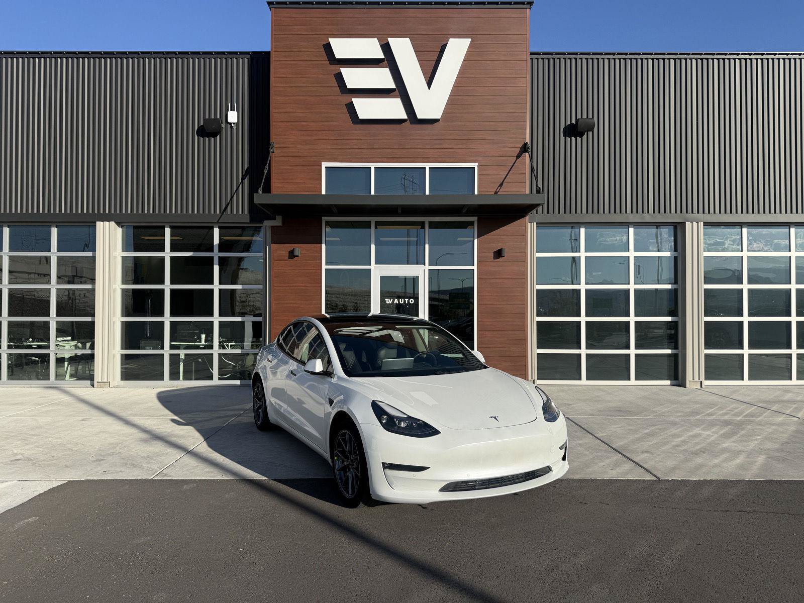 Used 2021 Tesla Model 3 Long Range AWD/4WD image 1