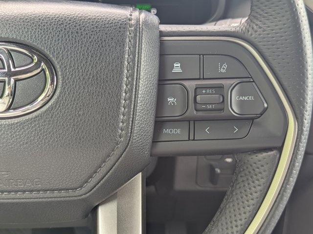 Used 2025 Toyota Sequoia SR5 image 23