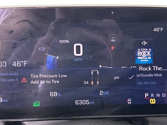 Used 2025 Chevrolet Equinox EV LT w/ Convenience Package image 17