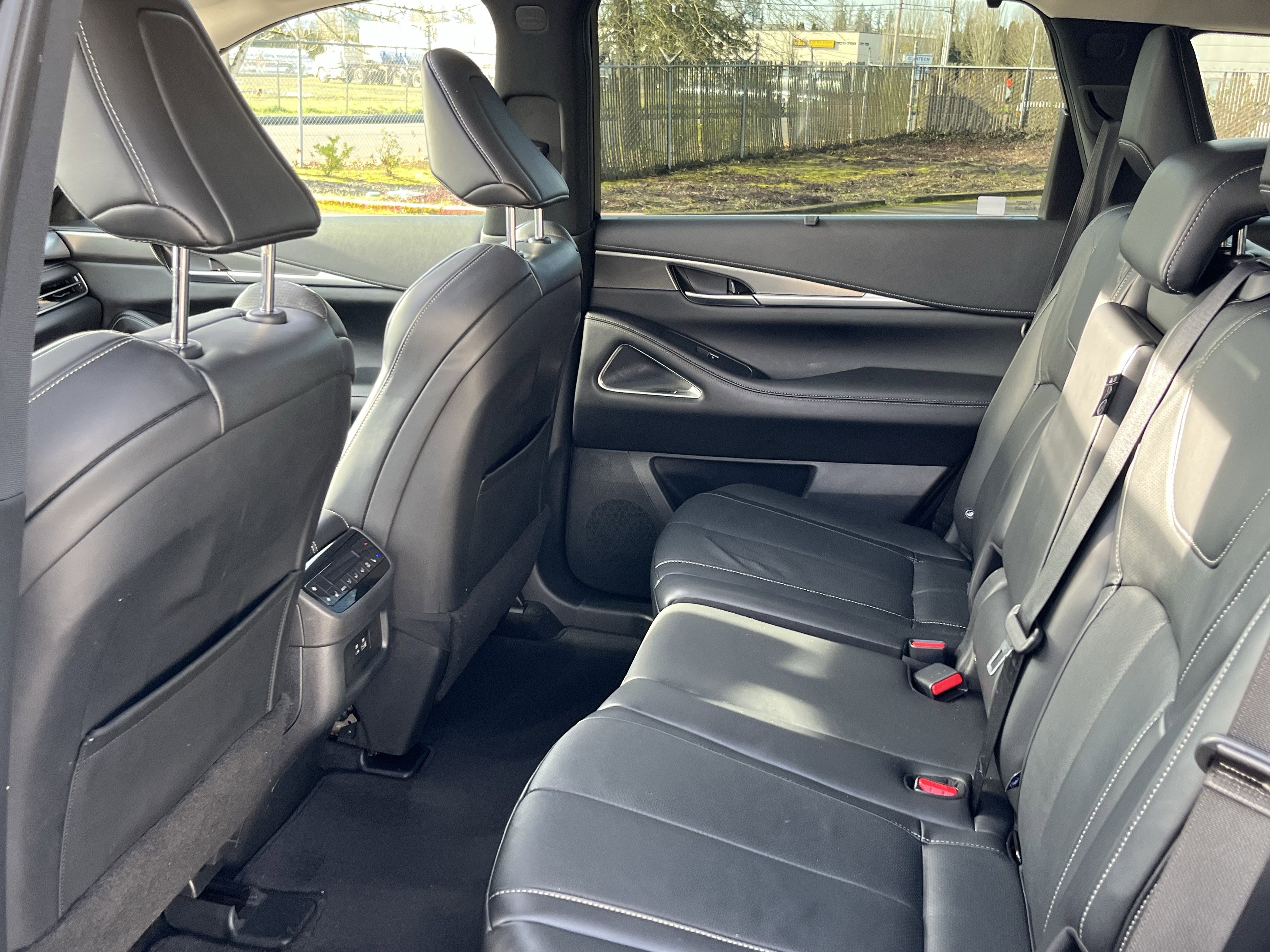 Used 2025 INFINITI QX60 Luxe image 13