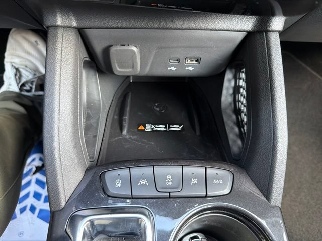 Certified 2024 Chevrolet TrailBlazer ACTIV w/ Convenience Package AWD/4WD image 32