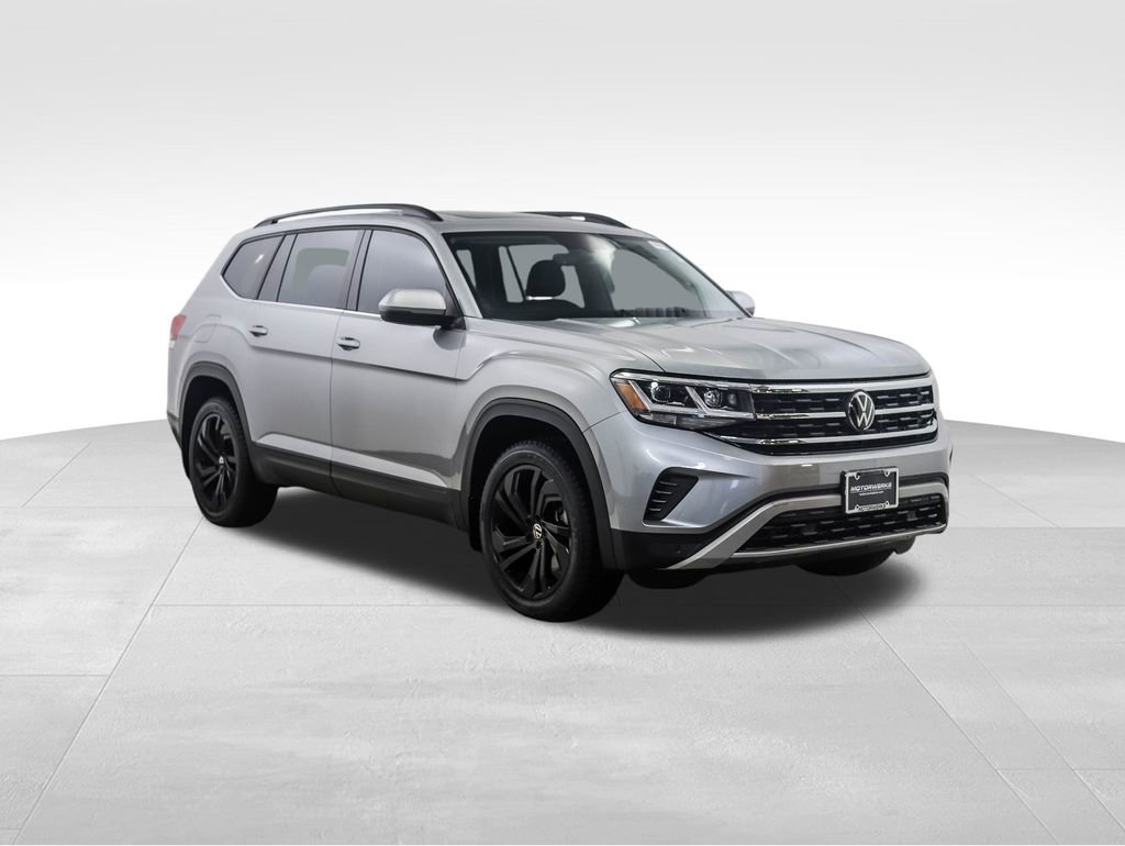 Used 2023 Volkswagen Atlas SE w/ Panoramic Sunroof Package image 7