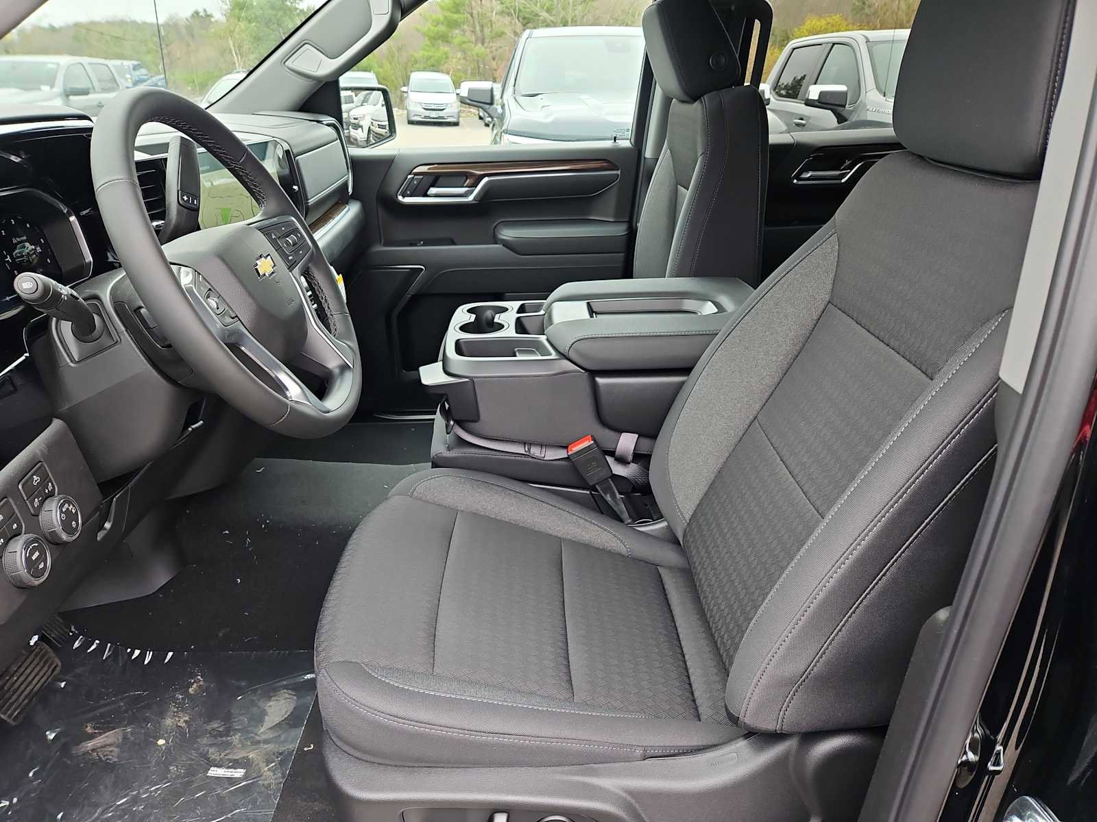 New 2026 Chevrolet Silverado 1500 LT AWD/4WD image 7