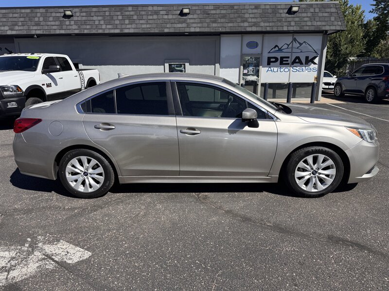 Used 2017 Subaru Legacy 2.5i Premium AWD/4WD image 8