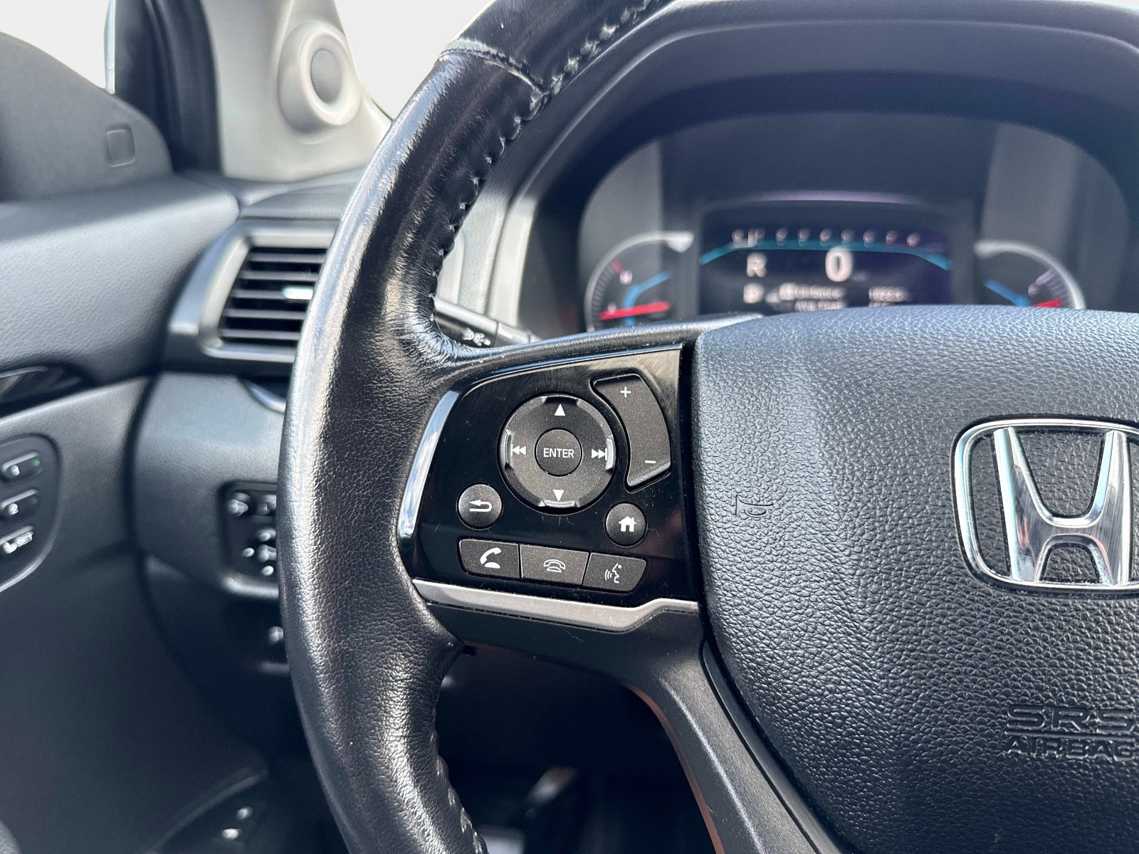 Used 2020 Honda Pilot Elite image 30
