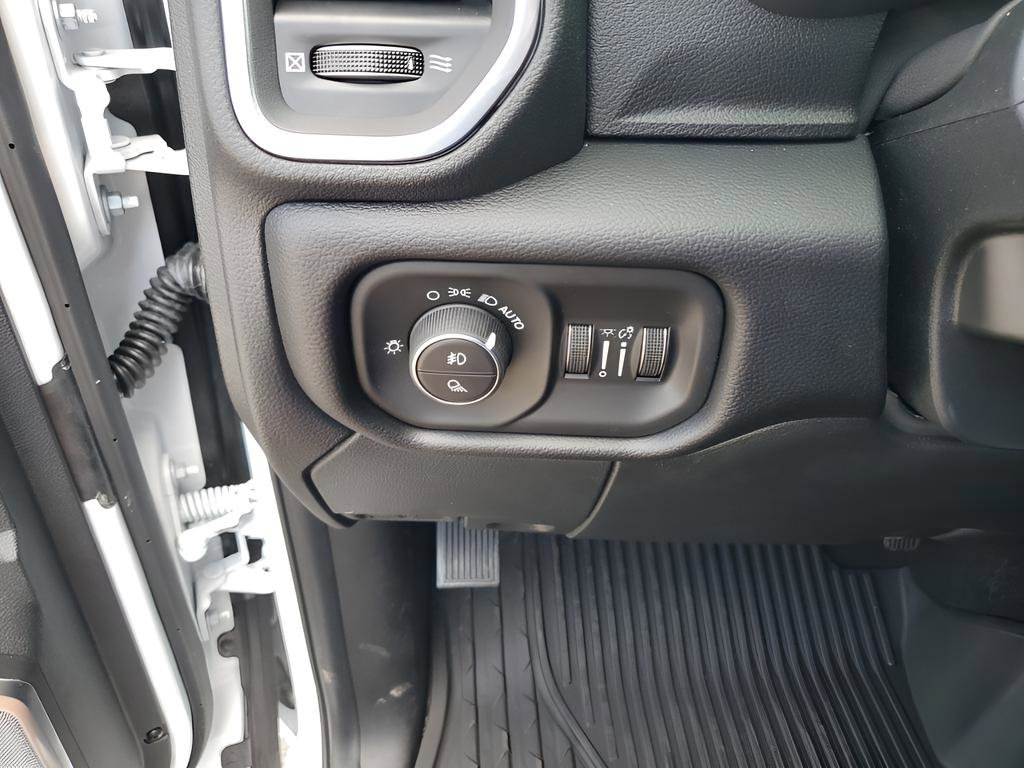 New 2026 RAM 3500 Laramie image 31