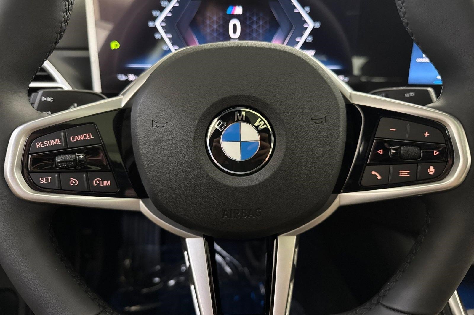 New 2026 BMW i4 eDrive40 w/ M Sport Package RWD image 16