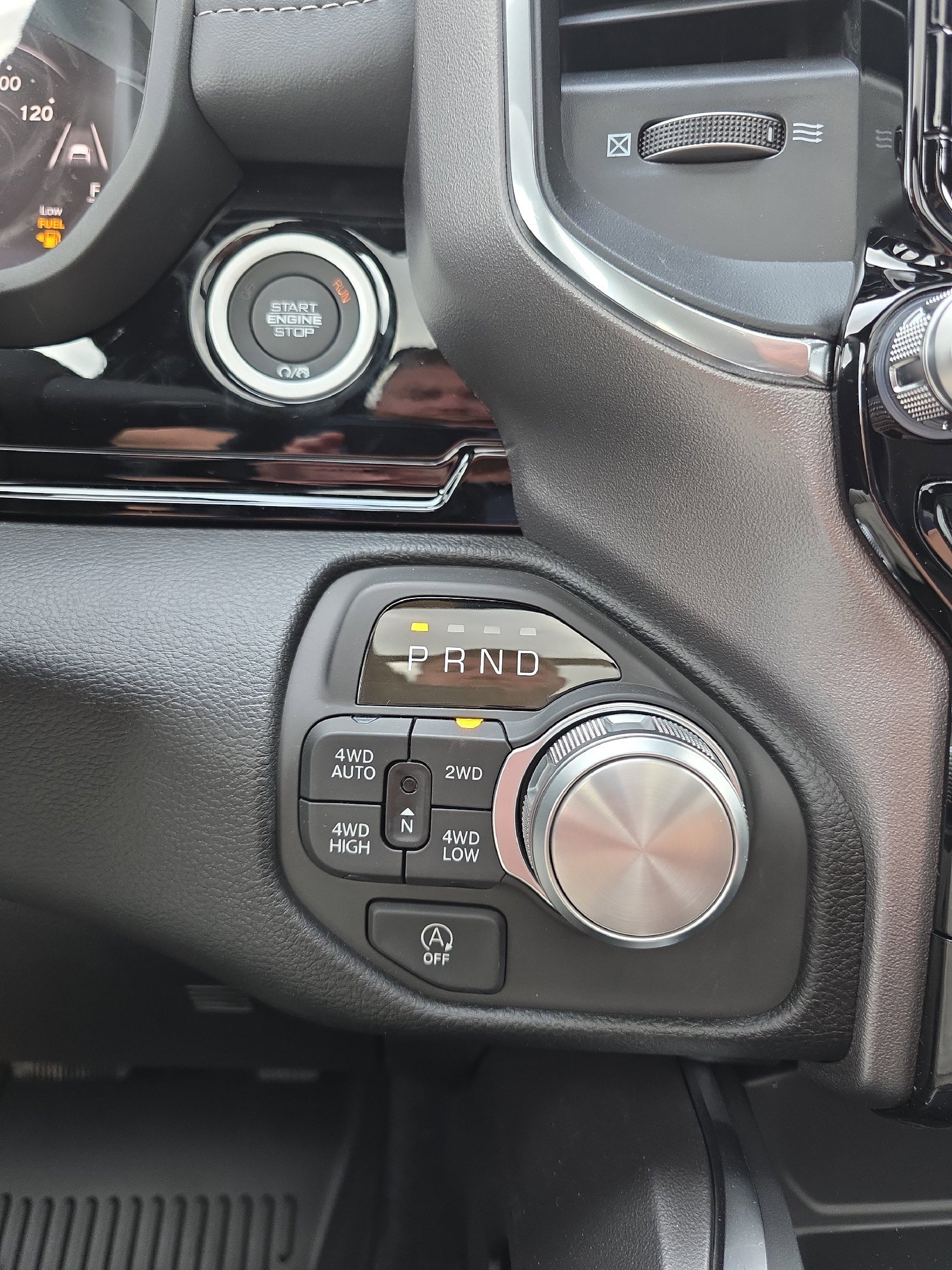 New 2026 RAM 1500 Laramie image 31