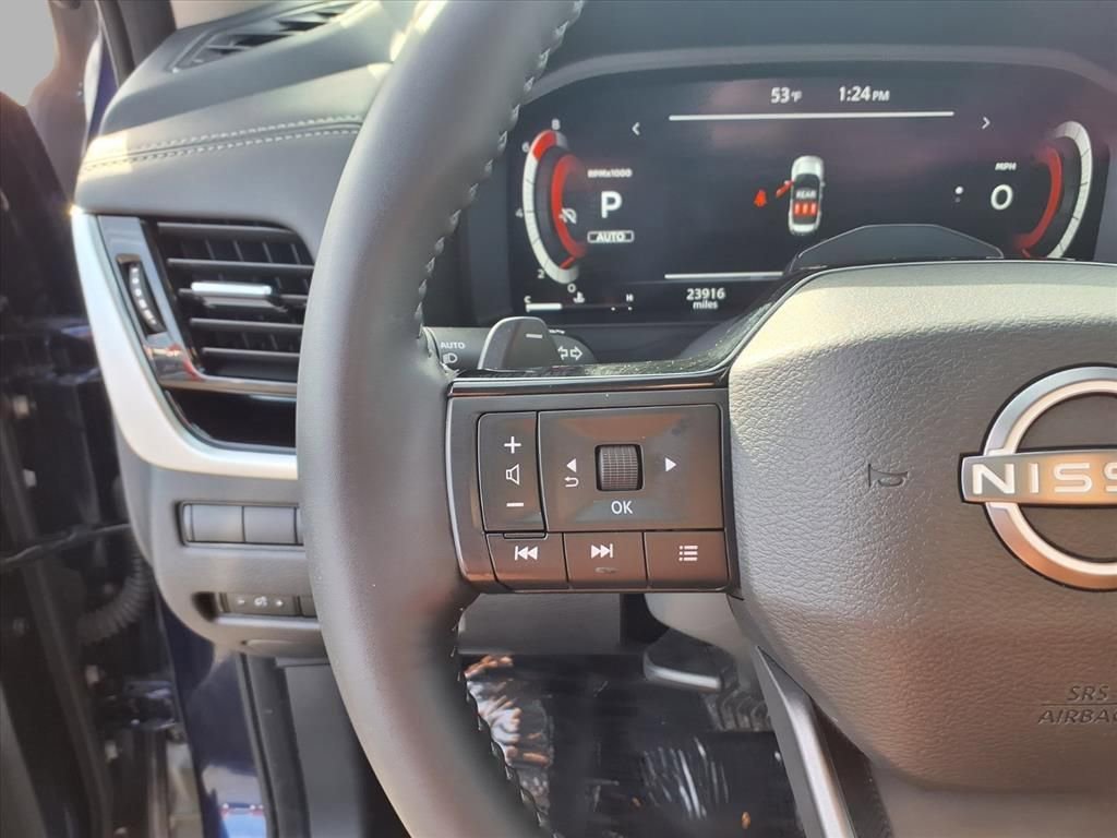 Certified 2025 Nissan Rogue SL w/ Tech Package image 11