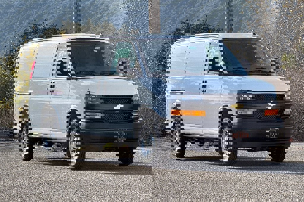 New 2025 Chevrolet Express 2500 w/ Enhanced Convenience Package image 2
