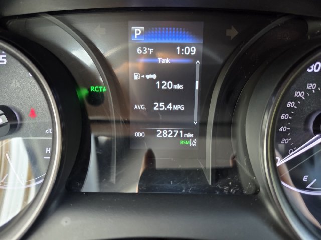 Certified 2022 Toyota Camry SE w/ Convenience Package FWD image 22