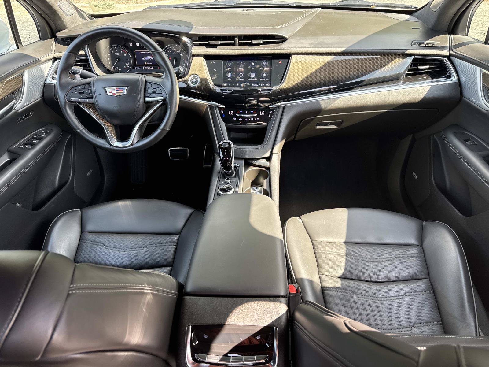Used 2023 Cadillac XT6 Sport w/ Platinum Package AWD/4WD image 29