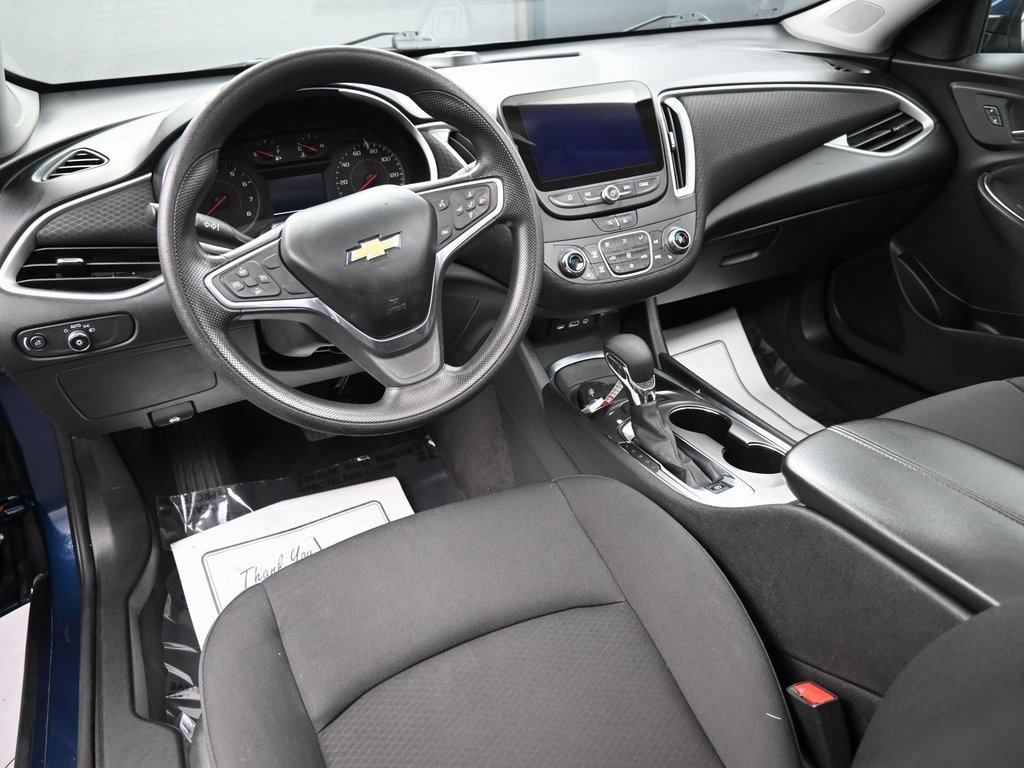 Used 2022 Chevrolet Malibu LT image 10
