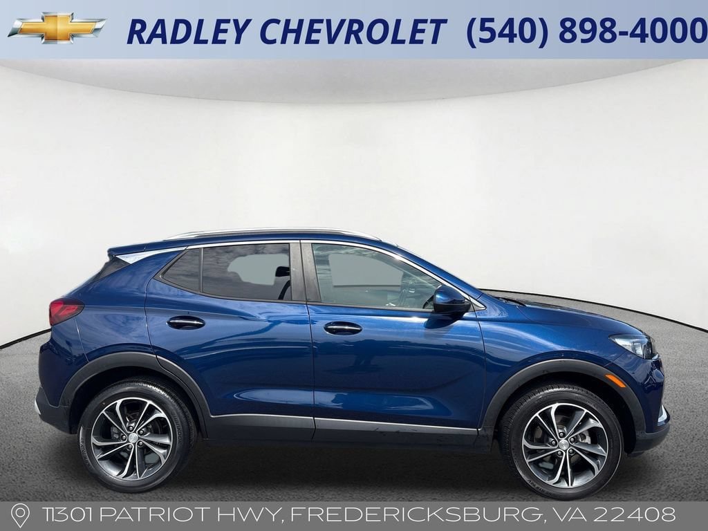 Used 2023 Buick Encore GX Select AWD/4WD image 18