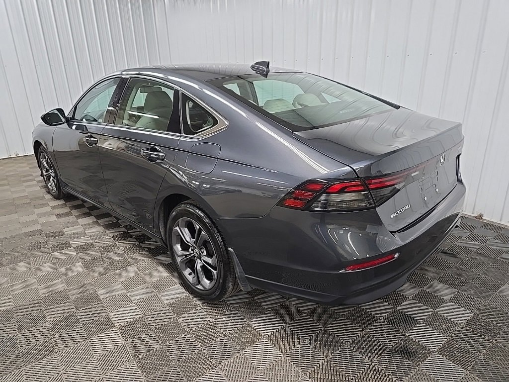 Used 2023 Honda Accord EX image 9