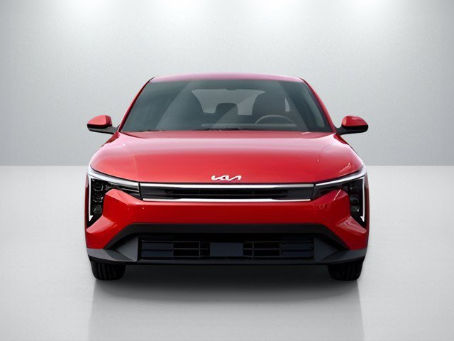 Certified 2025 Kia K4 FWD image 2