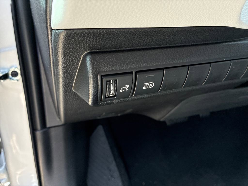 New 2026 Toyota Corolla SE image 29