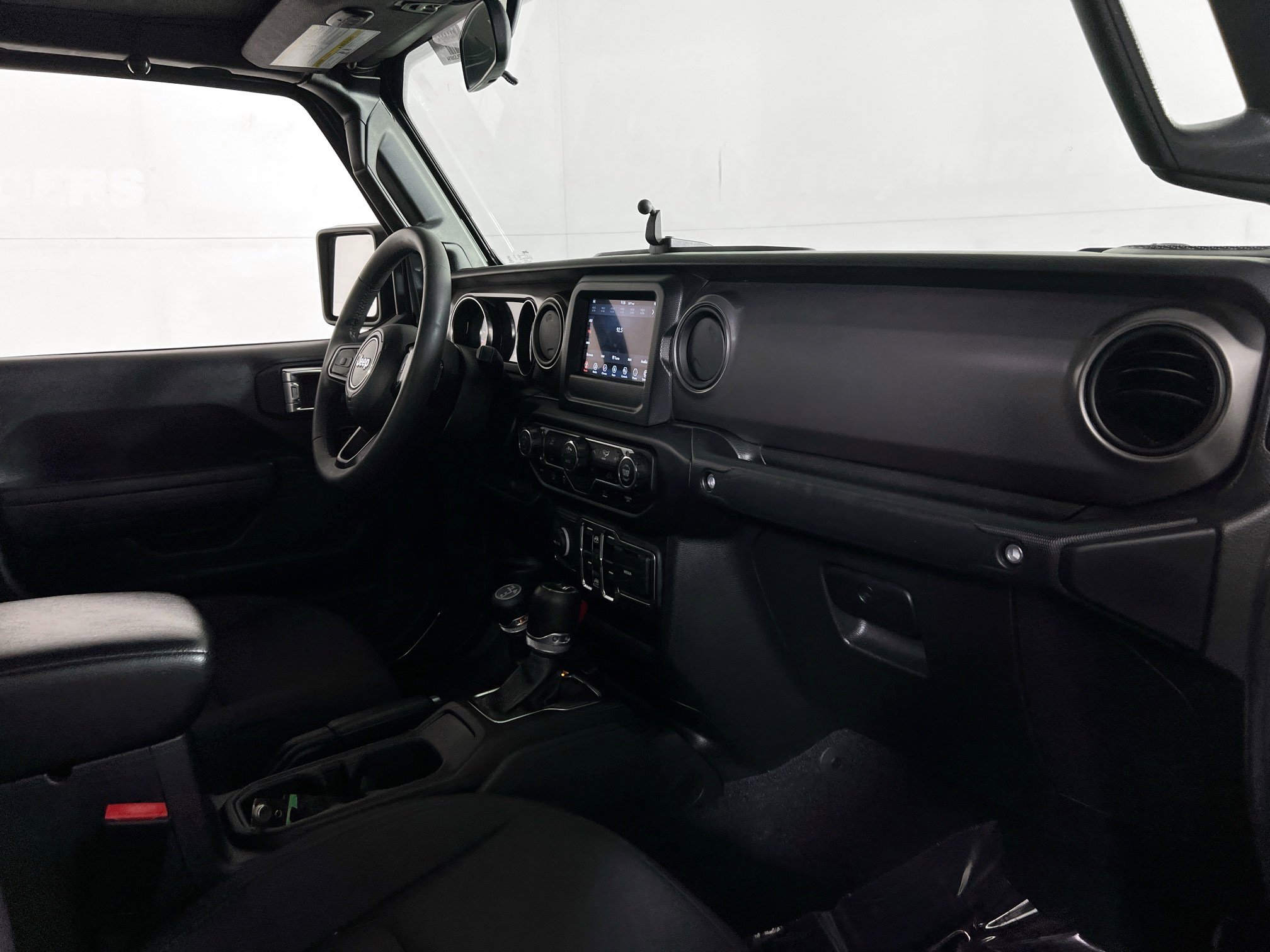 Used 2023 Jeep Gladiator Willys image 26