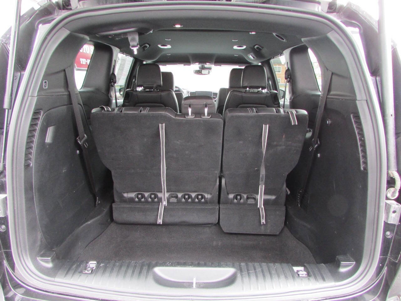 Used 2025 Chrysler Pacifica Select FWD image 4