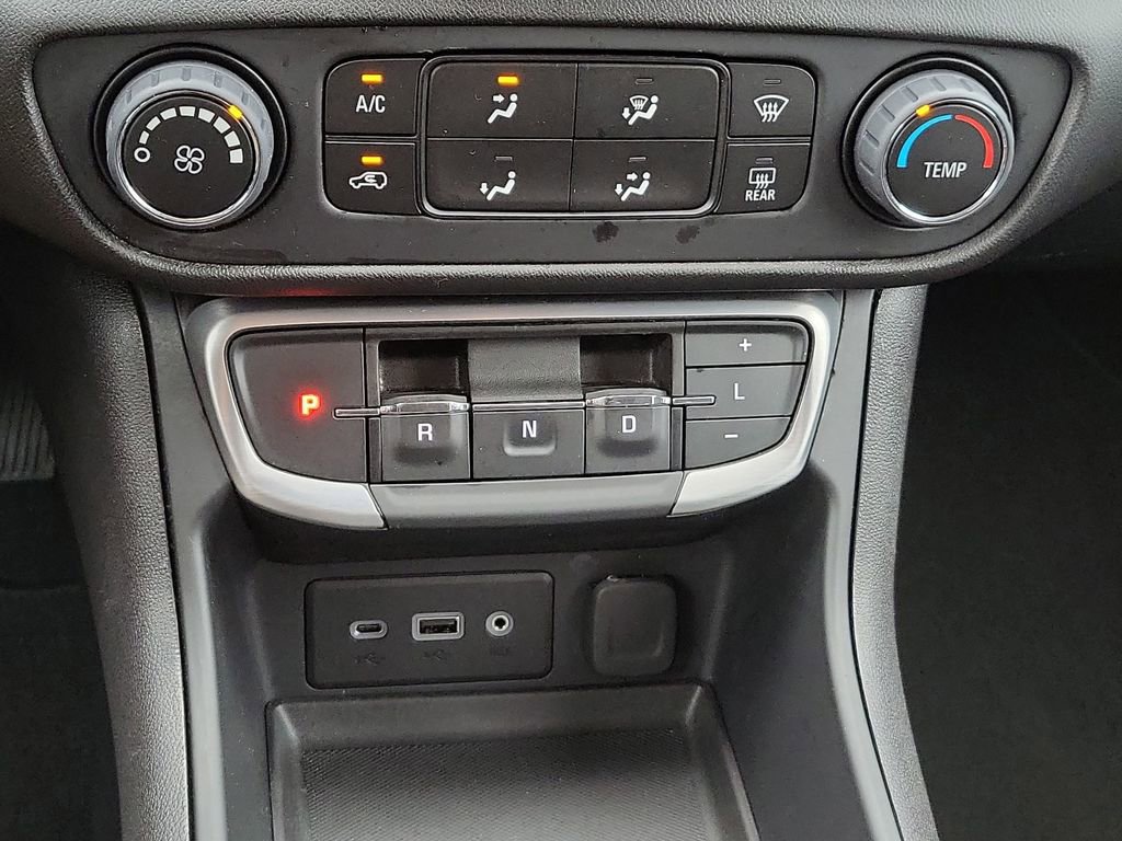 Certified 2024 GMC Terrain SLE image 15