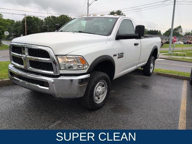 Used 2016 RAM 2500 Tradesman w/ Chrome Appearance Group AWD/4WD image 4