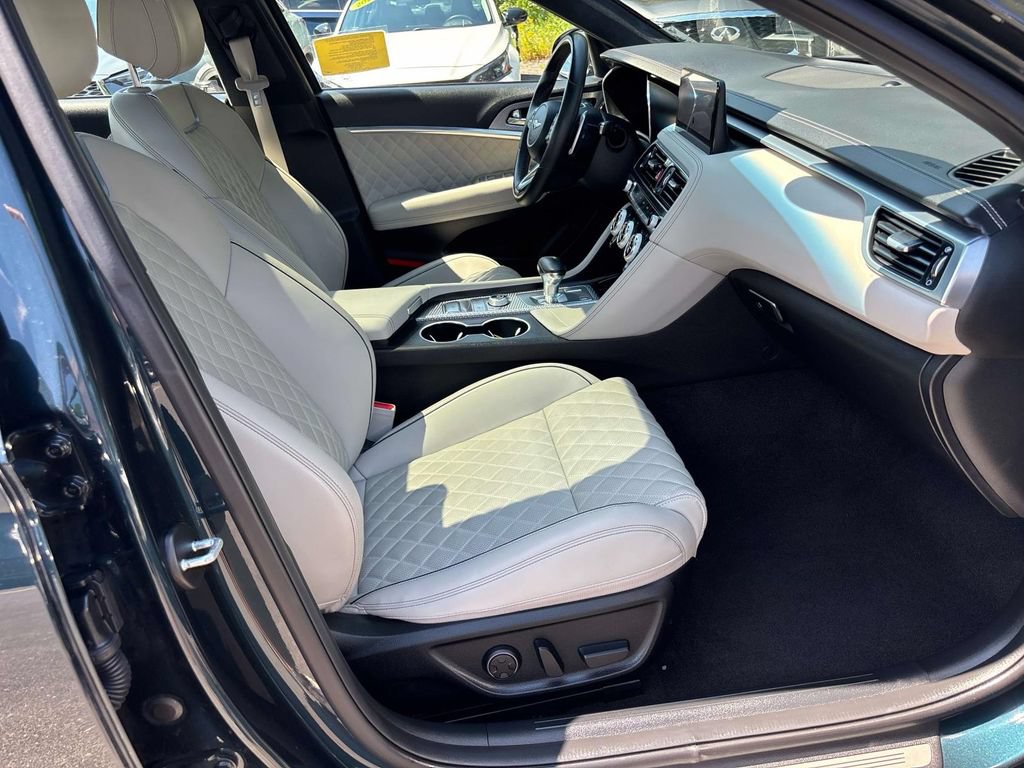 Used 2023 Genesis G70 2.0T w/ Sport Prestige Package AWD/4WD image 19