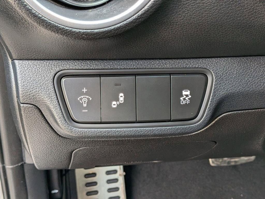 Certified 2023 Kia Forte GT-Line image 14