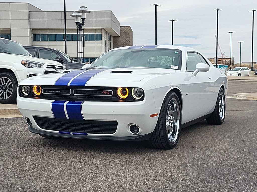 Used 2015 Dodge Challenger R/T Plus RWD image 8