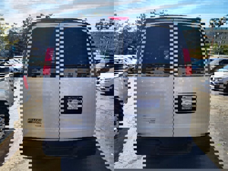 Used 2014 Chevrolet Express 1500 LS image 20