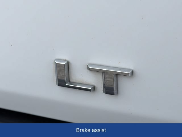 Certified 2024 Chevrolet Suburban LT RWD image 34