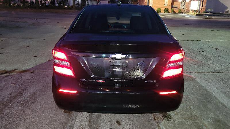 Used 2017 Chevrolet Sonic Premier image 8