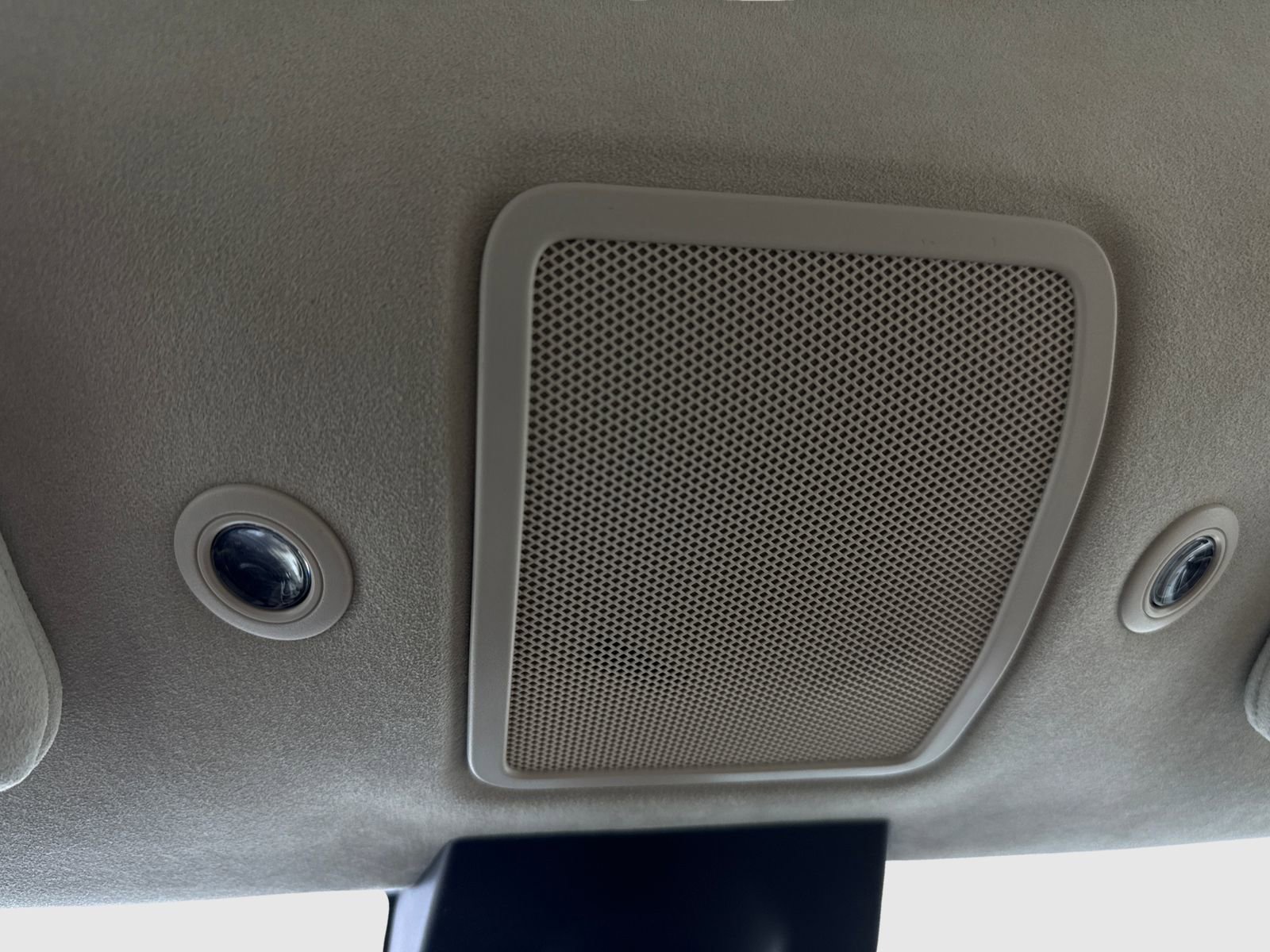 Used 2017 Tesla Model S 75 image 37