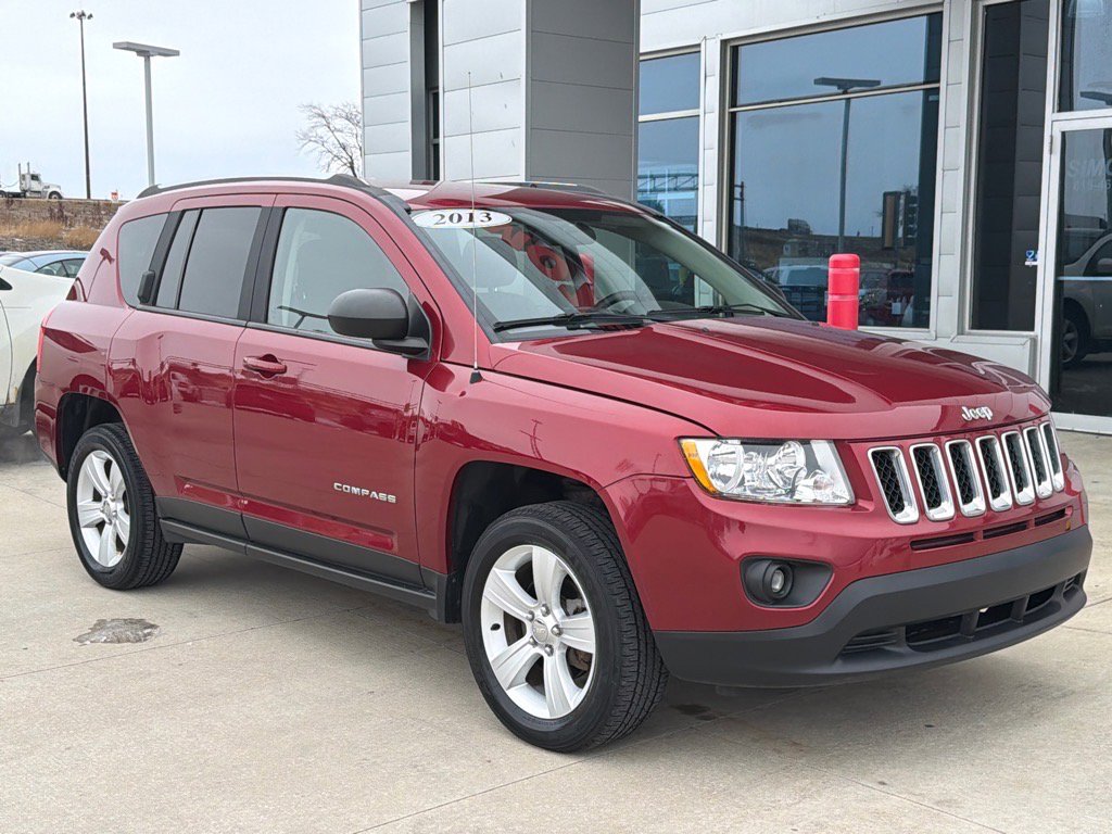 Used 2013 Jeep Compass Sport image 2