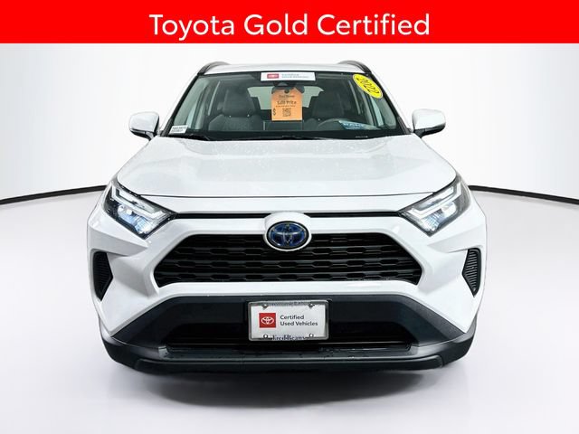 Certified 2022 Toyota RAV4 XLE AWD/4WD image 2