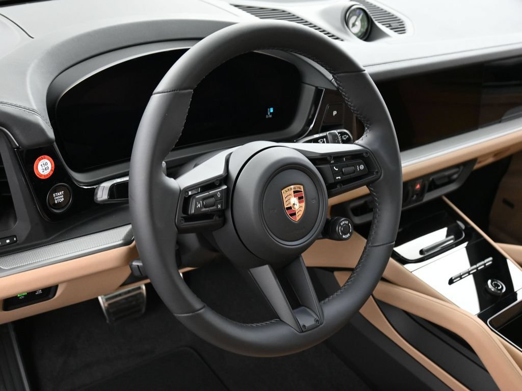 New 2026 Porsche Cayenne S AWD/4WD image 17