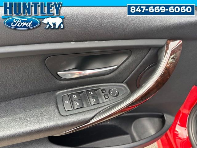 Used 2015 BMW 328i xDrive Sedan AWD/4WD image 16