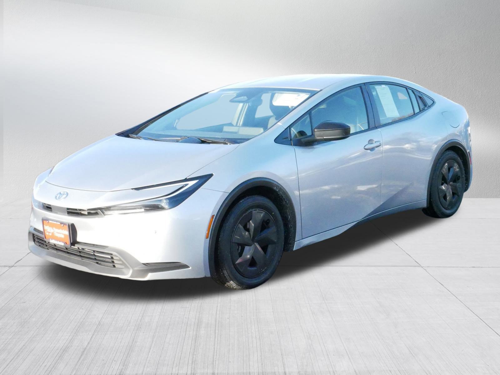 Certified 2024 Toyota Prius LE image 3