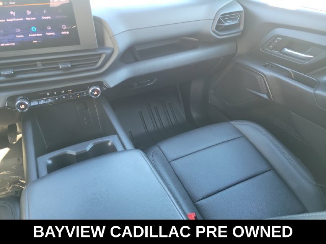Used 2024 Chevrolet Silverado EV W/T AWD/4WD image 16