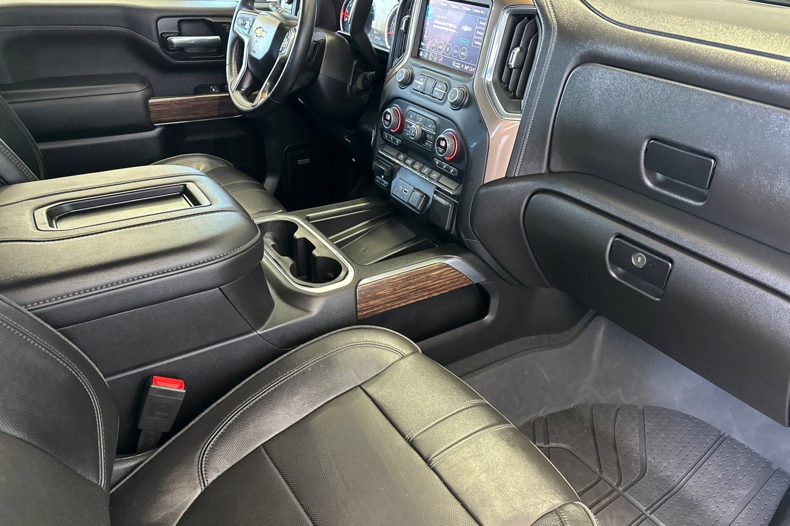 Used 2022 Chevrolet Silverado 3500 High Country AWD/4WD image 15