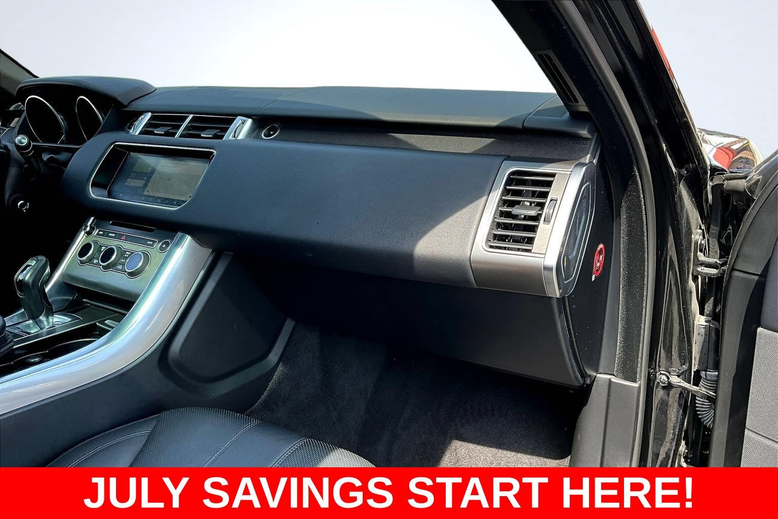 Used 2017 Land Rover Range Rover Sport SE AWD/4WD image 33