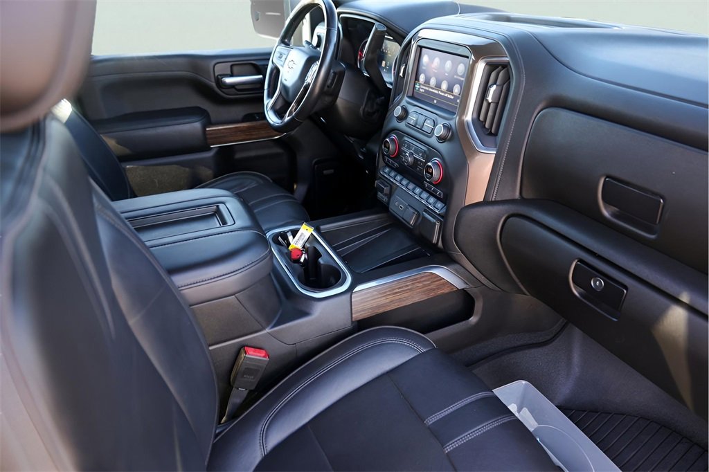 Used 2021 Chevrolet Silverado 2500 High Country w/ Z71 Off-Road Package image 33