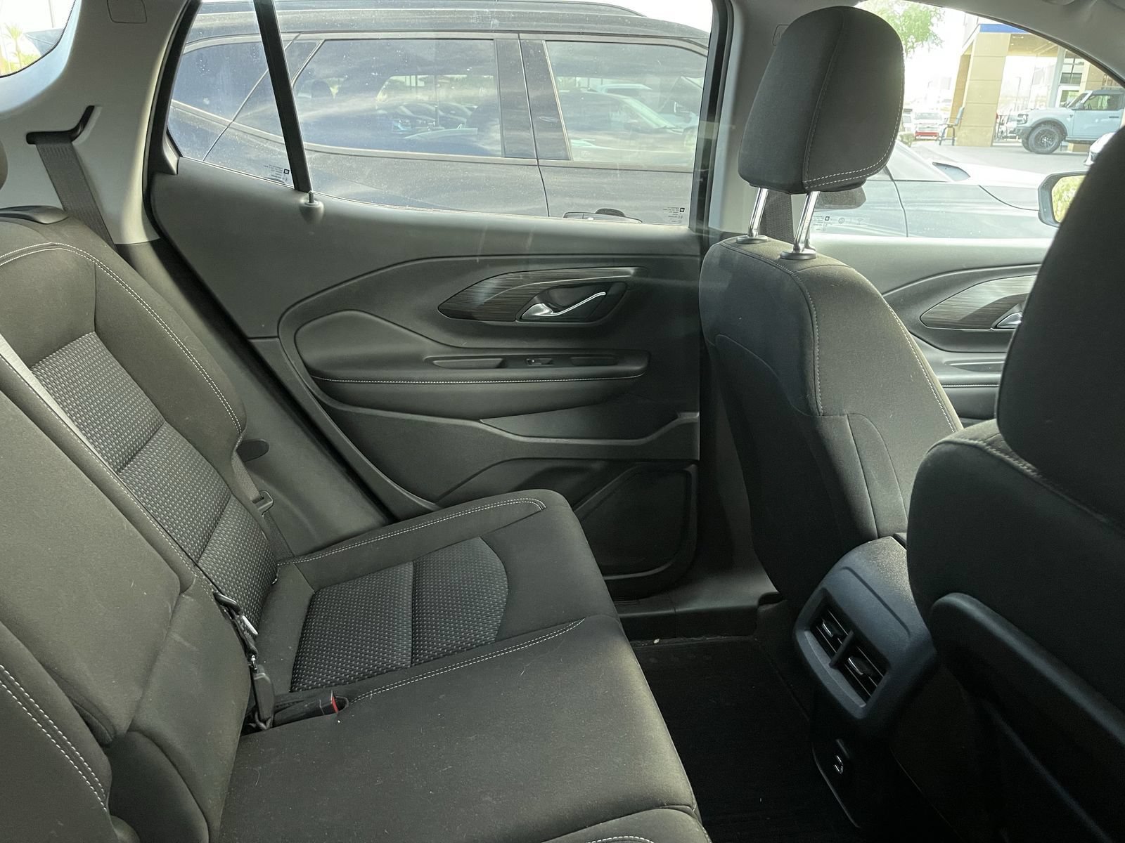 Used 2022 GMC Terrain SLE AWD/4WD image 8