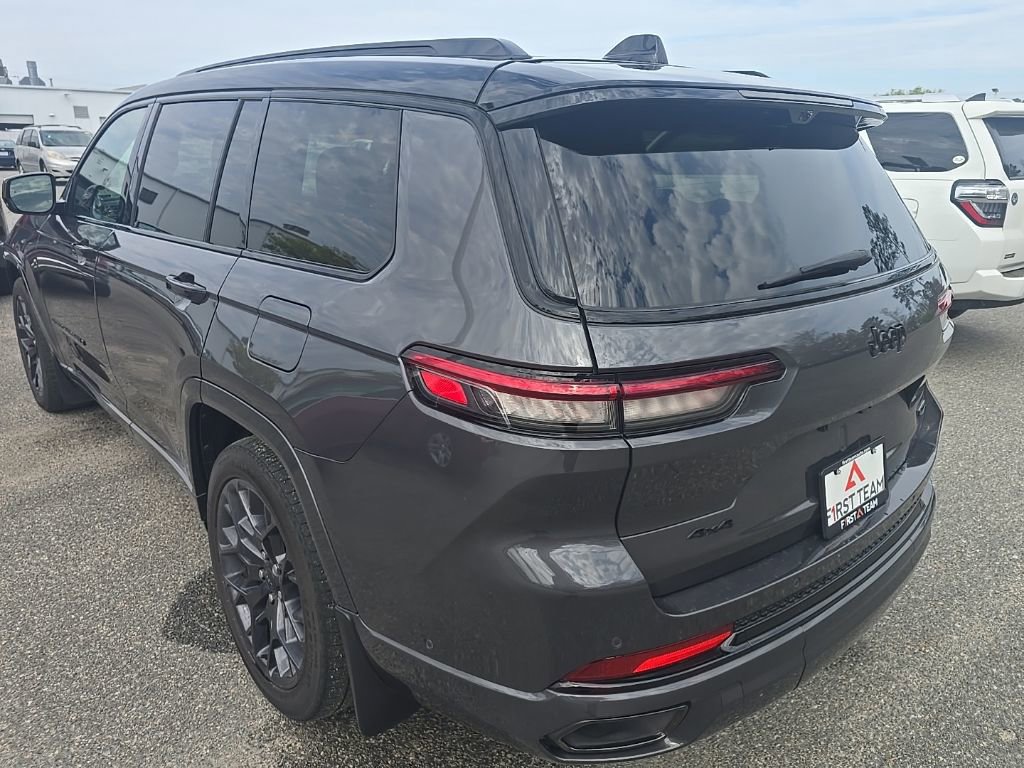 Used 2023 Jeep Grand Cherokee L Summit image 7