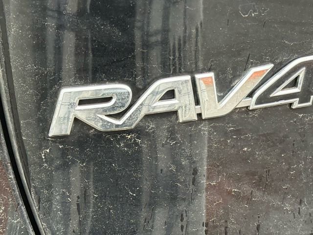 Used 2025 Toyota RAV4 XLE image 11