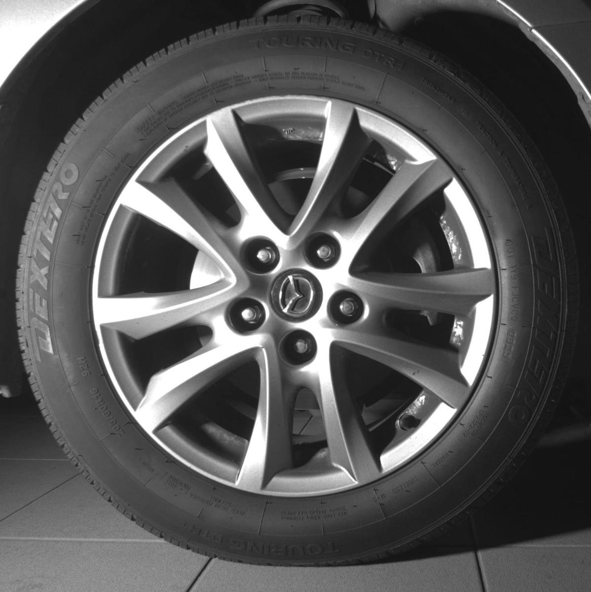 Used 2018 MAZDA MAZDA3 Sport w/ Preferred Equipment Package image 12