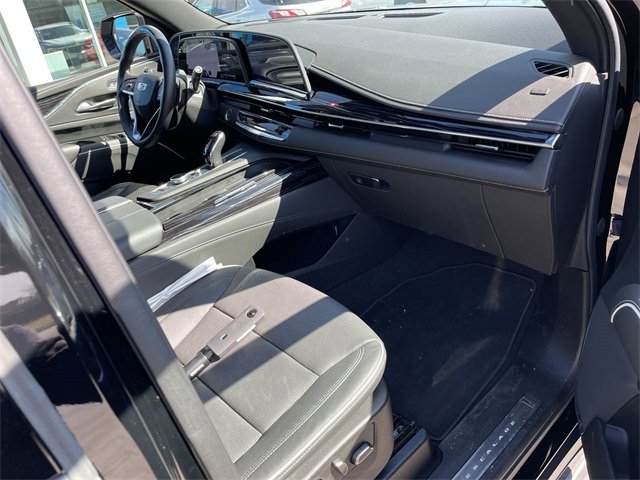 Used 2021 Cadillac Escalade Sport w/ Driver Assist Tech Package image 21