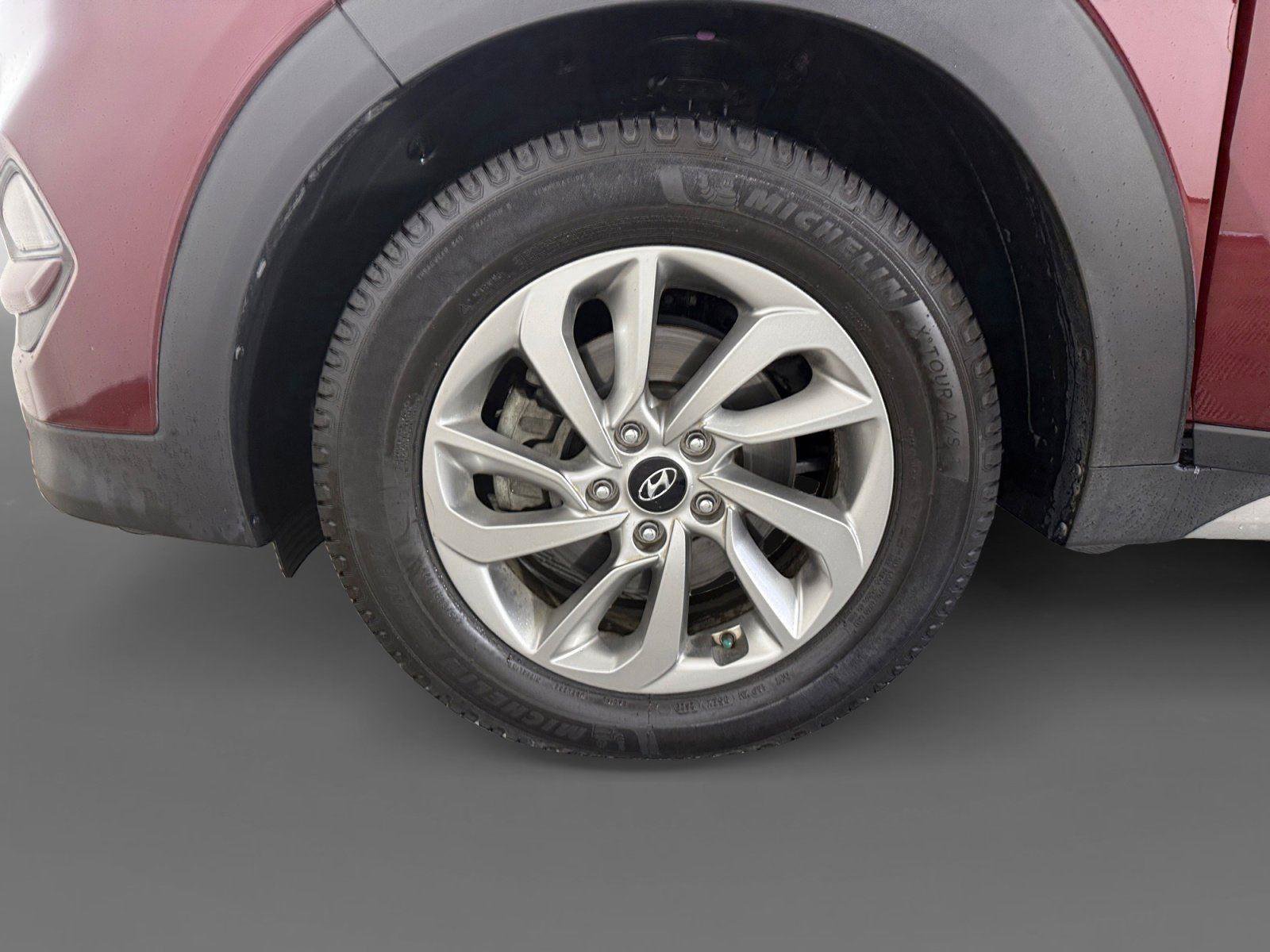 Used 2017 Hyundai Tucson SE Plus AWD/4WD image 17