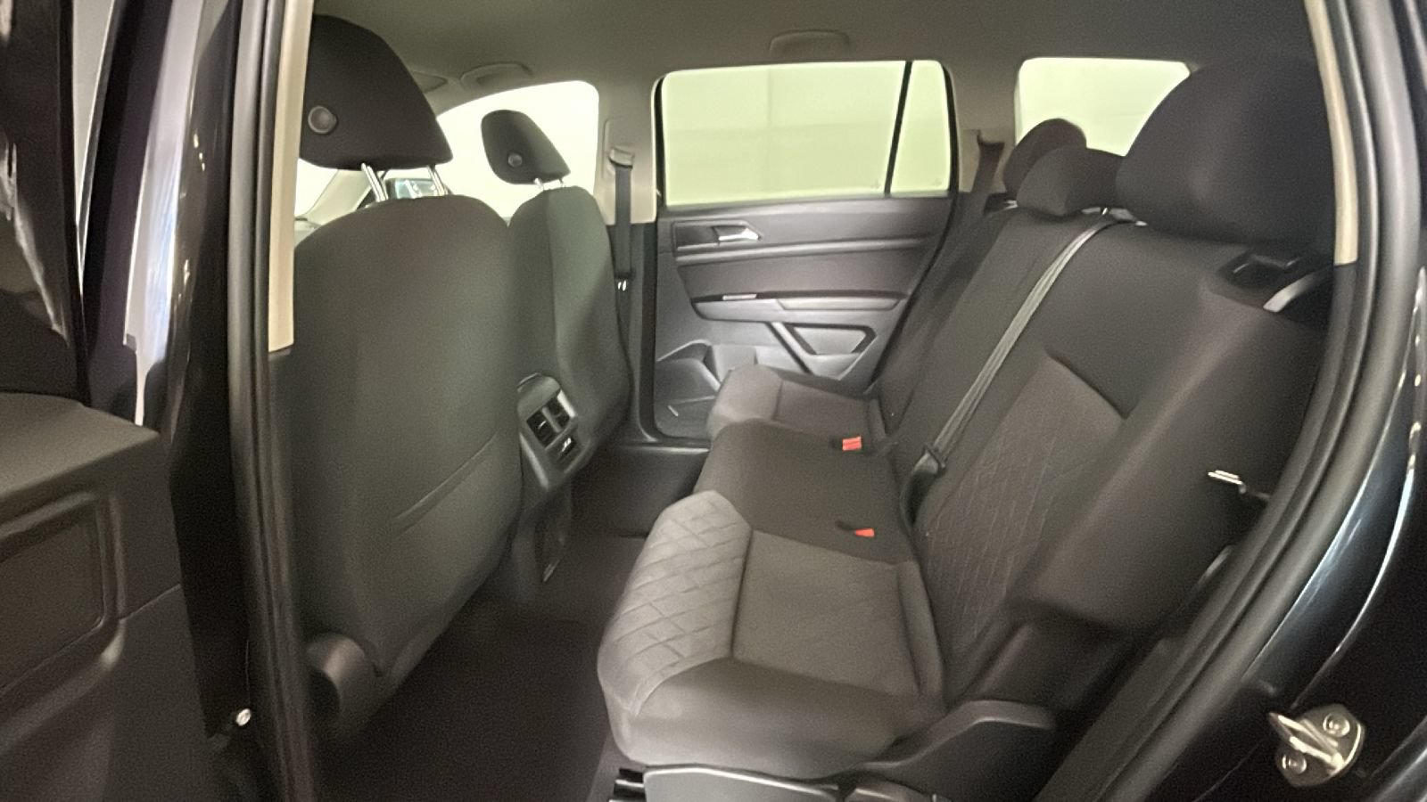 Used 2020 Volkswagen Atlas S w/ Towing Package AWD/4WD image 29