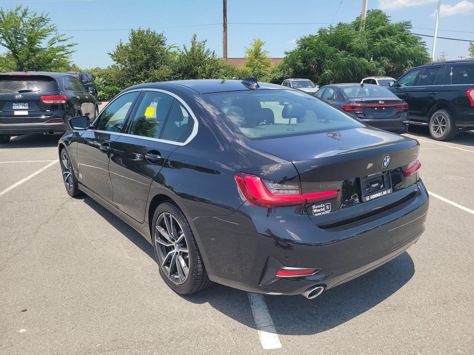 Used 2022 BMW 330i Sedan w/ Driving Assistance Package RWD image 5