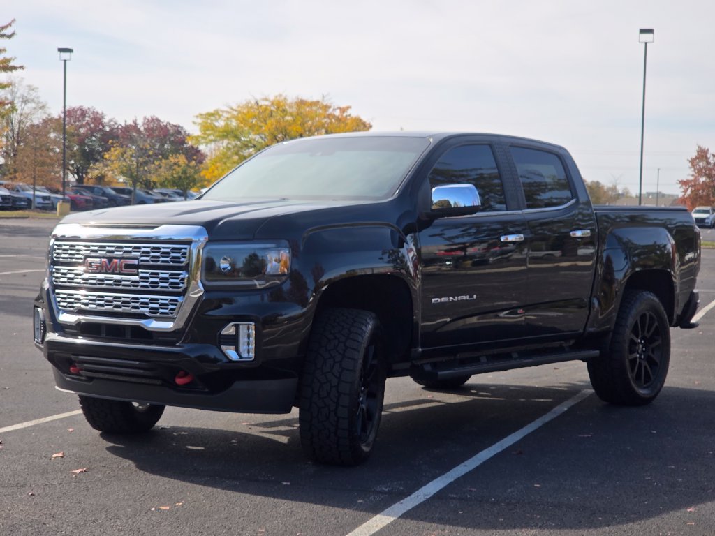 Used 2022 GMC Canyon Denali w/ Denali Black Edition Package AWD/4WD image 24